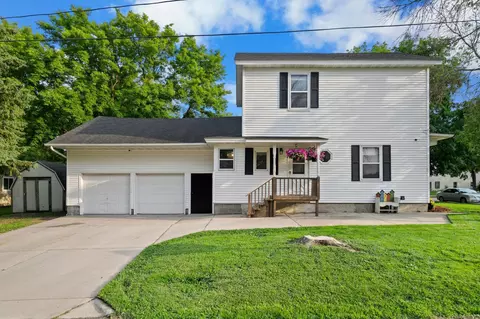 Exterior - 827 Central Ave N, Faribault, MN 55021 photo 2 of 7