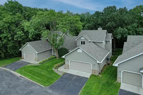 7813 W 111th St, Bloomington, MN 55438