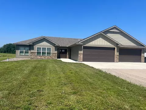5855 281st Ave NW, Isanti, MN 55040