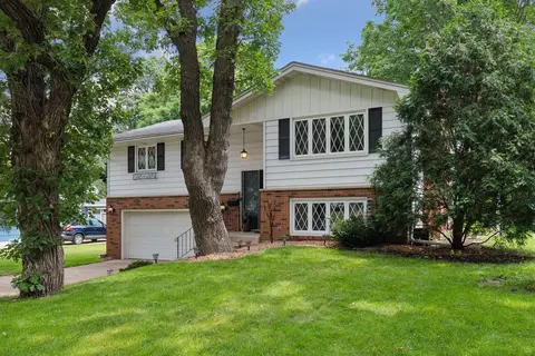 8331 Washburn Ave S, Bloomington, MN 55431