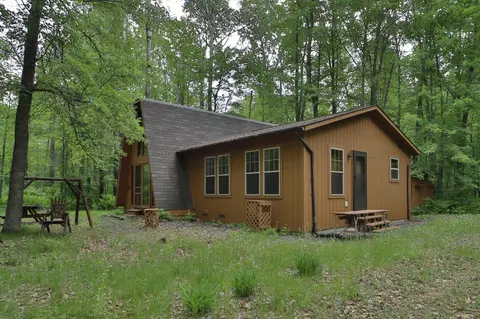19489 Blue Ln E, Emily, MN 56447