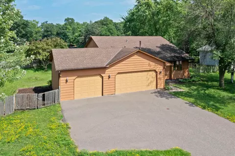 4290 Larch Pl N, Plymouth, MN 55442