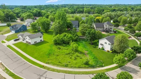 3021 30th Street Ct S, Saint Cloud, MN 56301