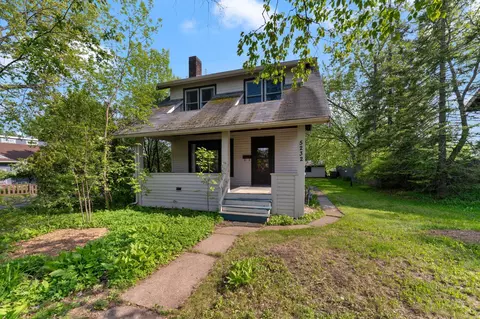 5232 Tioga St, Duluth, MN 55804