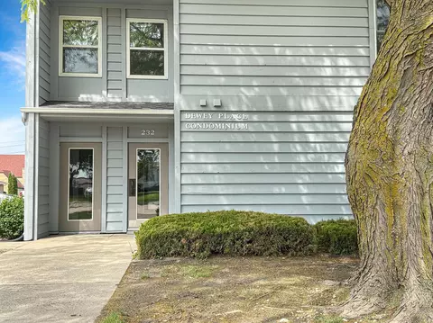 232 S Dewey St #108, Fairmont, MN 56031
