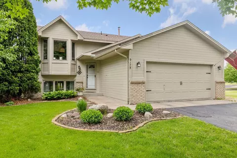 9175 Wedgwood Ln N, Maple Grove, MN 55369