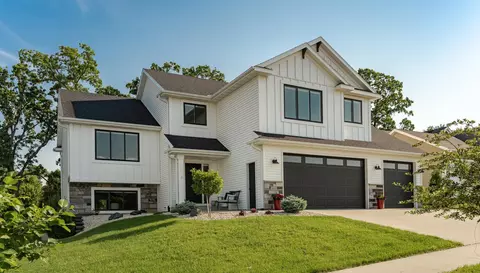 1657 Century Ridge Ln NE, Rochester, MN 55906