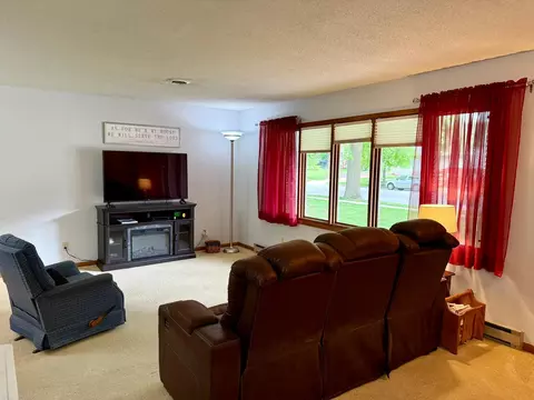 809 15th St SW, Willmar, MN 56201 photo 11