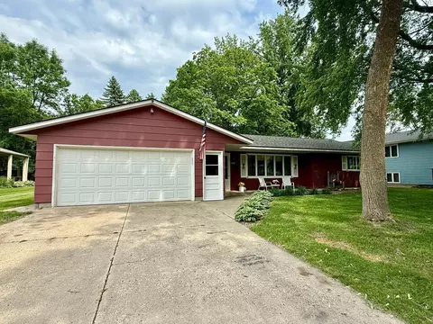 809 15th St SW, Willmar, MN 56201 photo 20