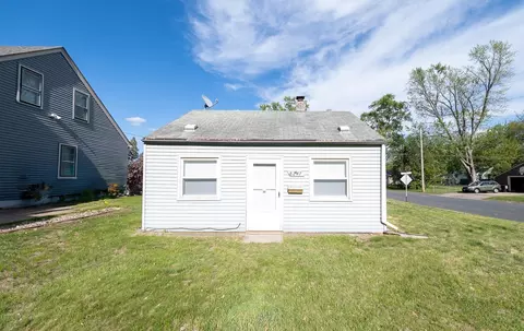 8247 Wentworth Ave S, Bloomington, MN 55420