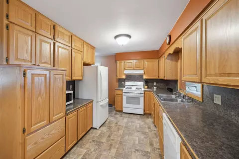 1004 N Main St, Winthrop, MN 55396 photo 8