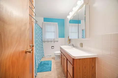 1004 N Main St, Winthrop, MN 55396 photo 16