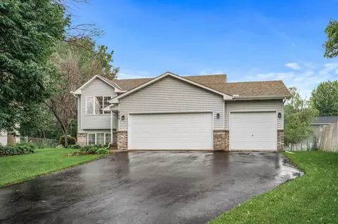 850 114th Ave NE, Blaine, MN 55434