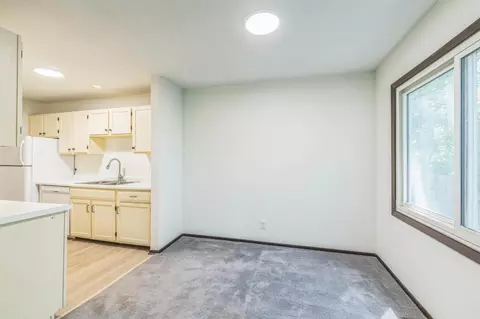 Dining - 1544 Aspen Dr, Eagan, MN 55122 photo 1 of 1