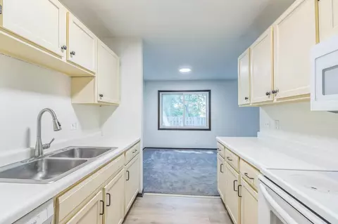 Kitchen - 1544 Aspen Dr, Eagan, MN 55122 photo 1 of 2