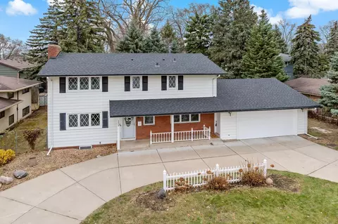 3004 36th Ave NE, Saint Anthony, MN 55418