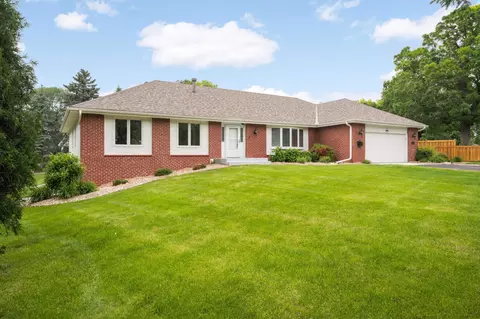 4524 Laguna Dr, Edina, MN 55435
