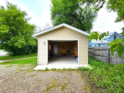 702 E Junius Ave, Fergus Falls, MN 56537 photo 31