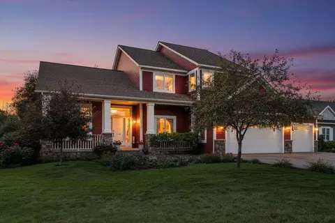 2094 Rushmore Dr, River Falls, WI 54022
