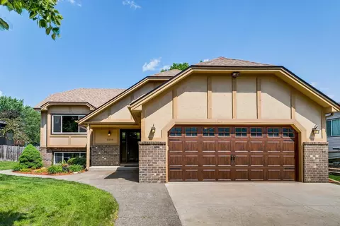 3258 14th Ave, Anoka, MN 55303