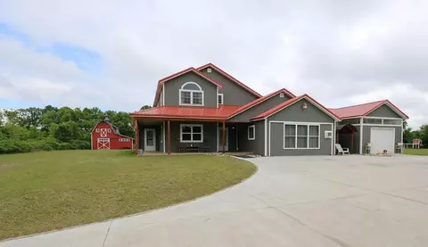 39192 460th Ave, Perham, MN 56573 photo 2