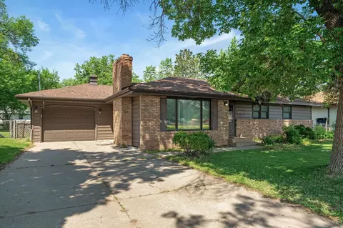 6220 7th St NE, Fridley, MN 55432