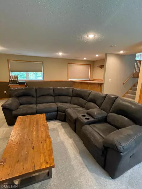 Living - 167 Chippewa Rd, Loretto, MN 55357 photo 2 of 3