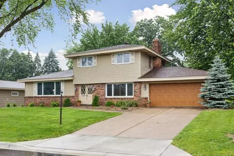 7200 Montrose Rd, Woodbury, MN 55125