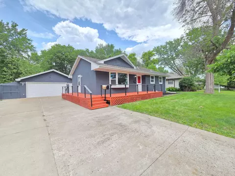 4106 Woodbine Ln N, Brooklyn Center, MN 55429