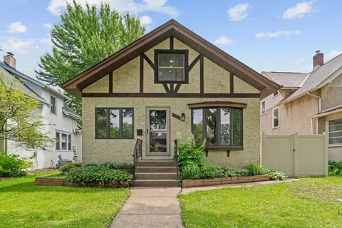 2639 Lincoln St NE, Minneapolis, MN 55418