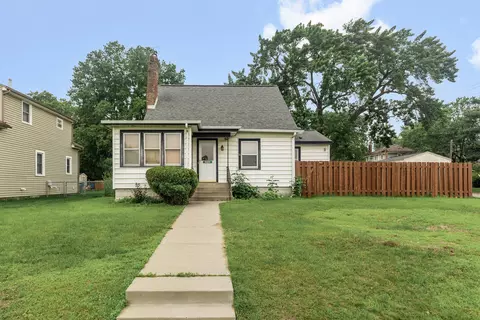 4265 Toledo Ave N, Robbinsdale, MN 55422