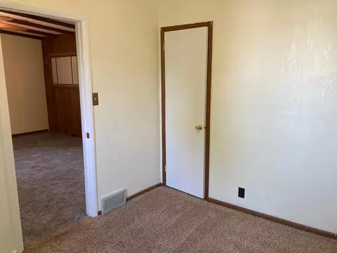 Bedroom - 643 Miller Ave, Windom, MN 56101 photo 2 of 7