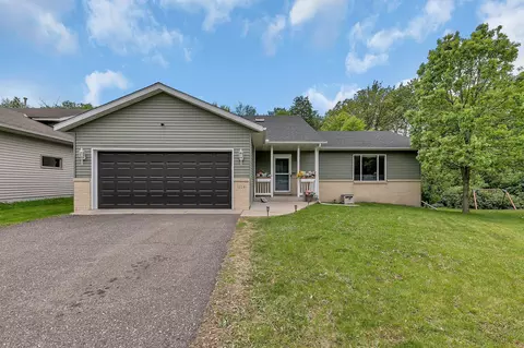 1114 Summit Way, Sauk Rapids, MN 56379