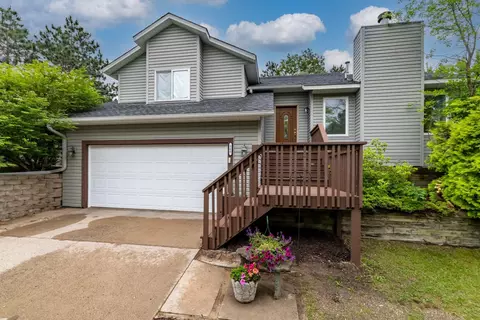 360 117th Ave NW, Coon Rapids, MN 55448
