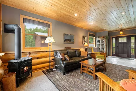 1543 E Miners Dr, Ely, MN 55731 photo 7