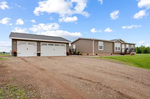16536 Hook Cir, Grasston, MN 55030
