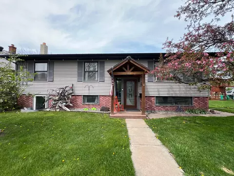 315 Jones Ave, Buhl, MN 55713