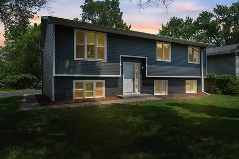 4500 Adair Ave N, Crystal, MN 55422