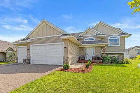 31635 Mcguire Trl, Lindstrom, MN 55045