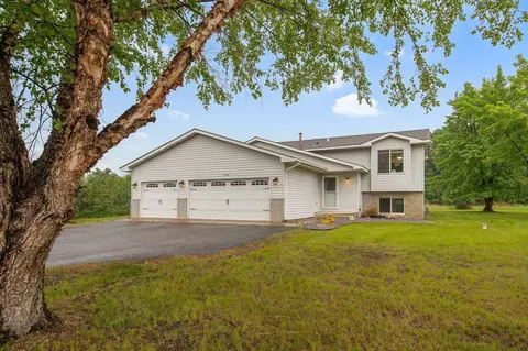 23533 Salish St NW, Saint Francis, MN 55070