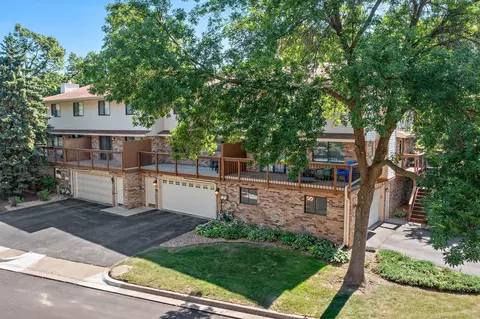 1309 Westwood Hills Rd, Saint Louis Park, MN 55426