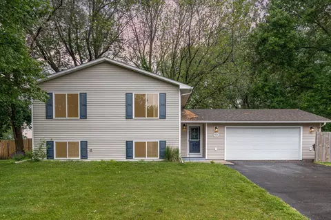7433 Drew Ave N, Brooklyn Park, MN 55443