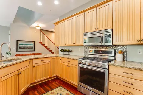 Kitchen - 448 3rd St, Excelsior, MN 55331 photo 3 of 4
