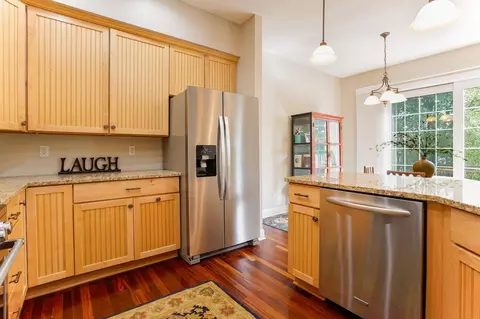Kitchen - 448 3rd St, Excelsior, MN 55331 photo 2 of 4