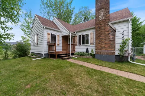 4034 Haines Rd, Duluth, MN 55811