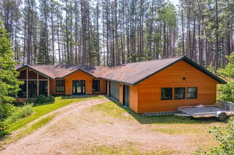 2009 Pine Tree Trl, Ely, MN 55731