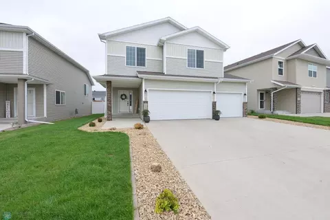 5962 57th Ave S, Fargo, ND 58104