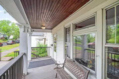 Exterior - 416 E 6th St, Duluth, MN 55805 photo 3 of 5