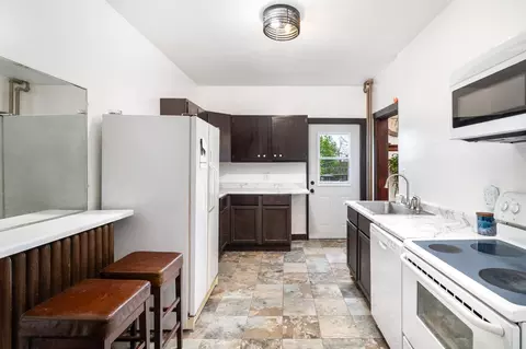 Kitchen - 416 E 6th St, Duluth, MN 55805 photo 1 of 2