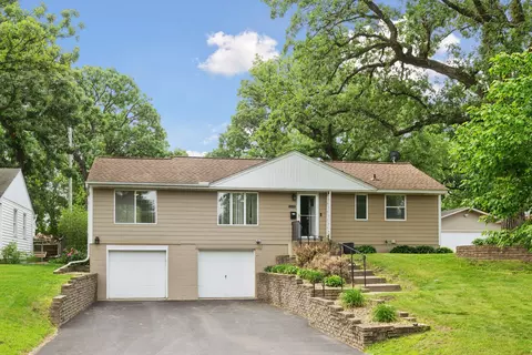 2640 Boone Ave S, Saint Louis Park, MN 55426